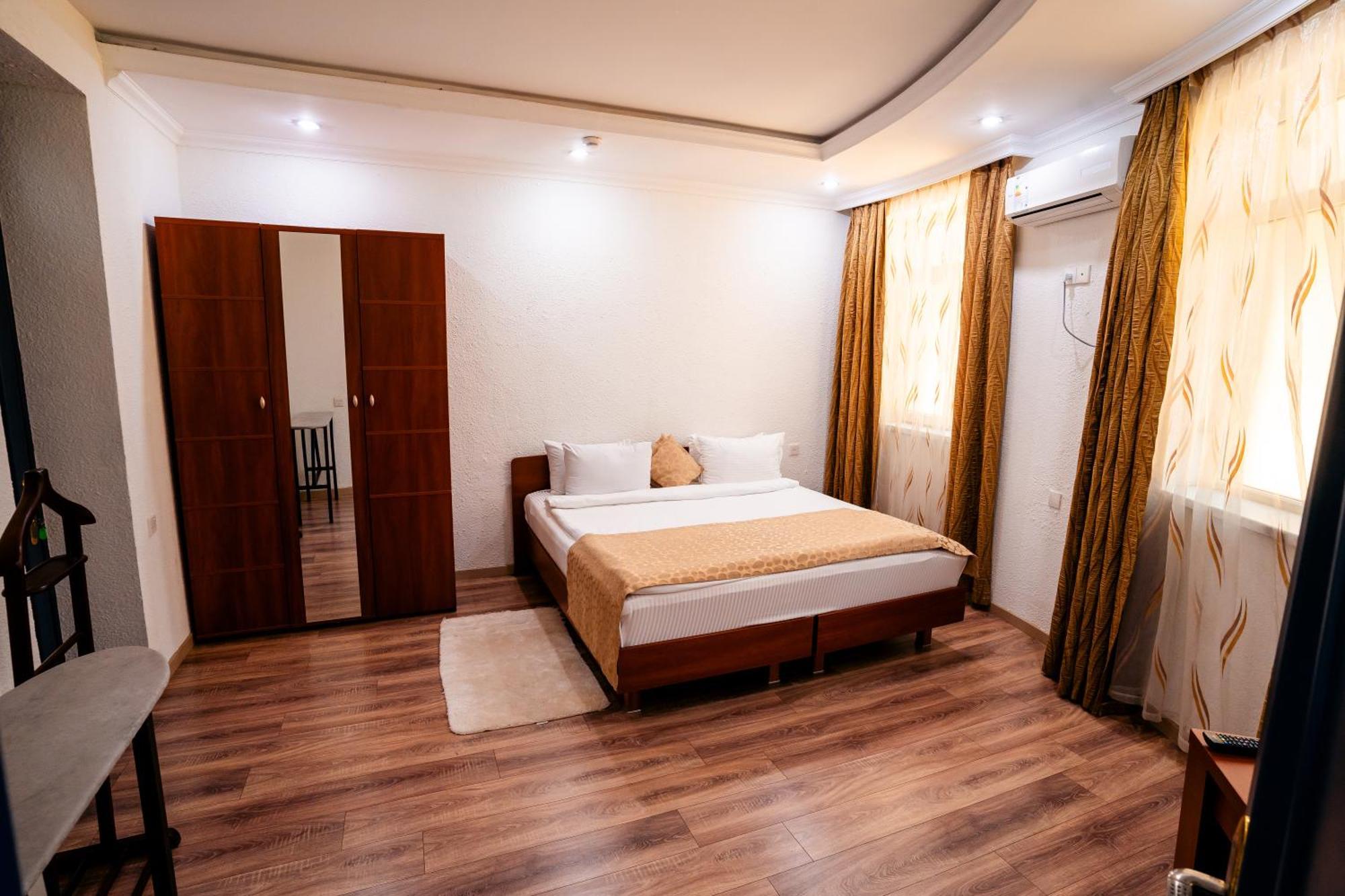 באקו Panorama Villa Lux Hotel מראה חיצוני תמונה