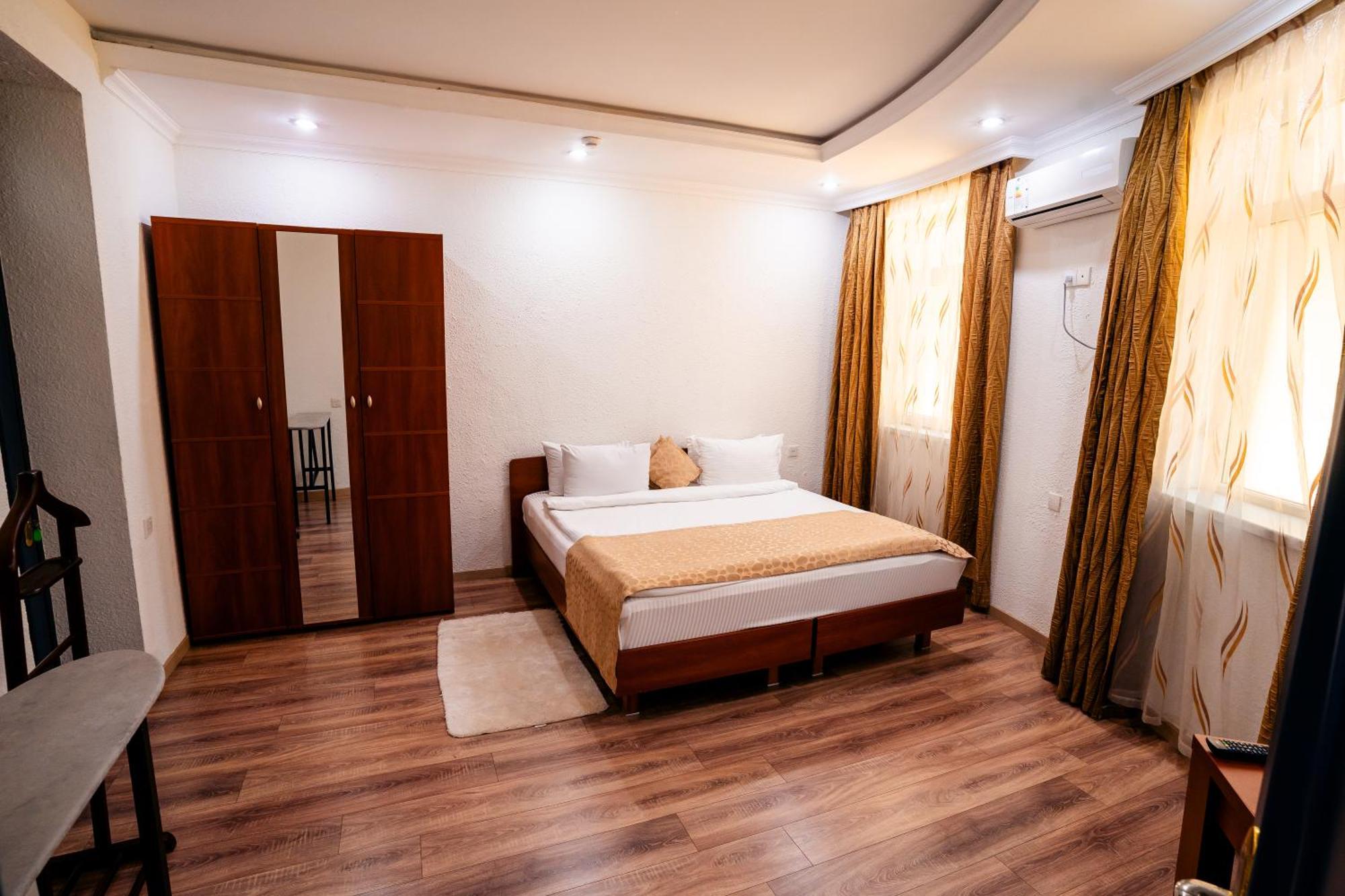 באקו Panorama Villa Lux Hotel מראה חיצוני תמונה