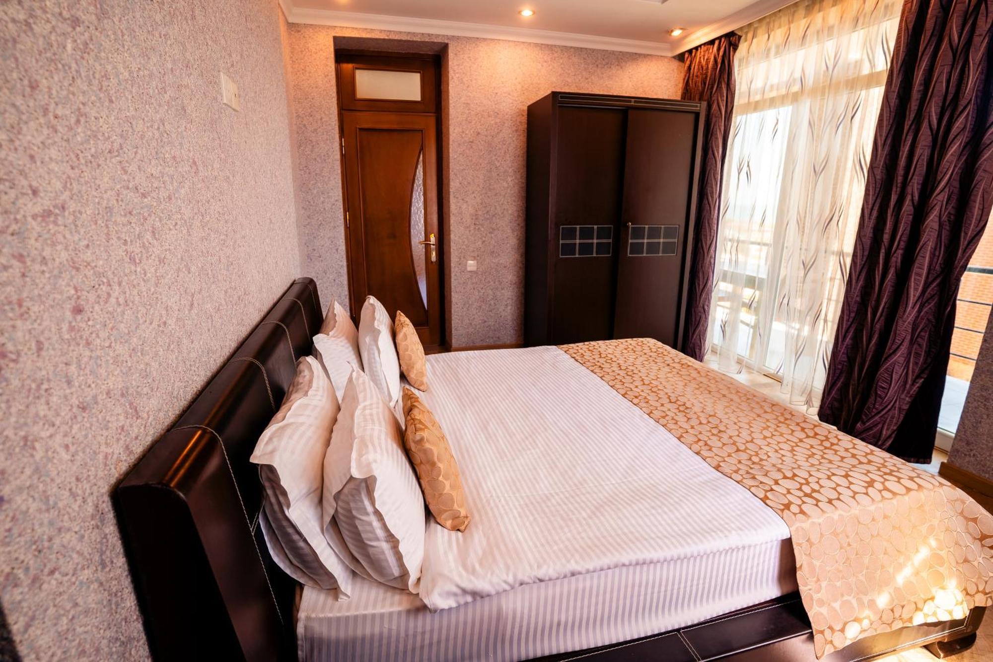 באקו Panorama Villa Lux Hotel מראה חיצוני תמונה